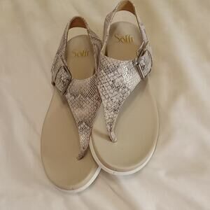Sofft Women's Farlyn Size 8M Nude Sandals. Comfy, Beachy,